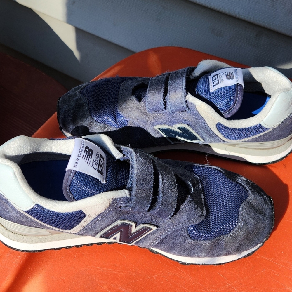 Boys New Balance Size 3